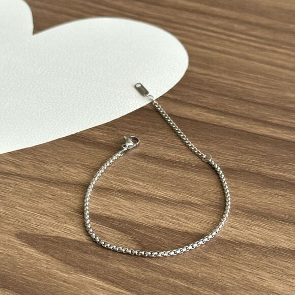Minimalist Chain Bracelet Q67 - Picture 1 of 5